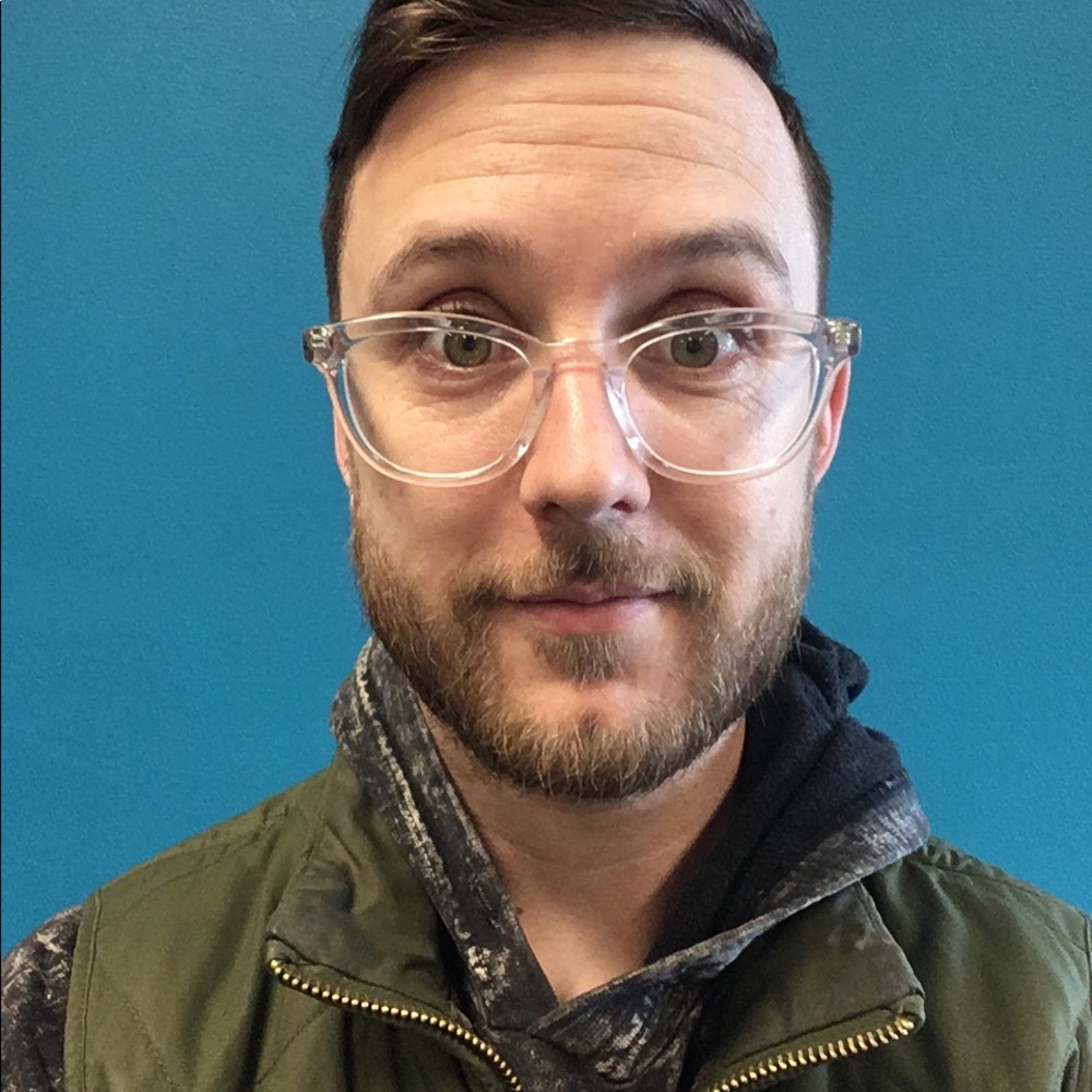 Meet your Posher, Elliott